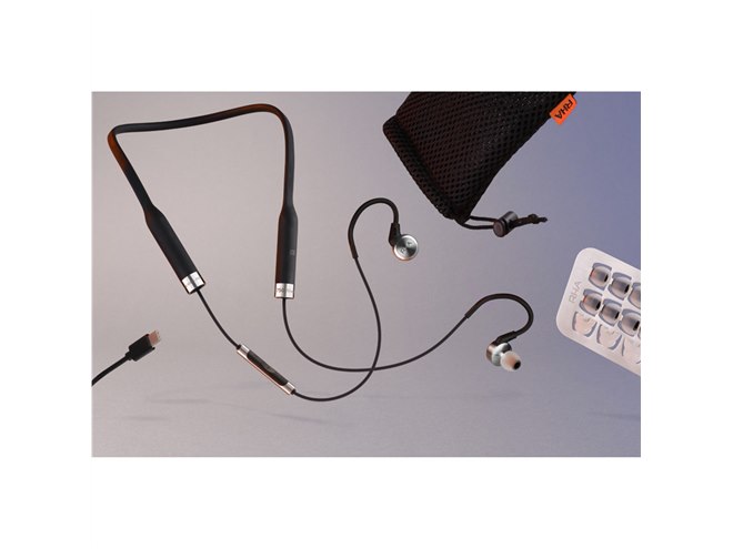 RHA MA750 有線イヤホン RHA、ステンレススチール製ハウジング搭載の