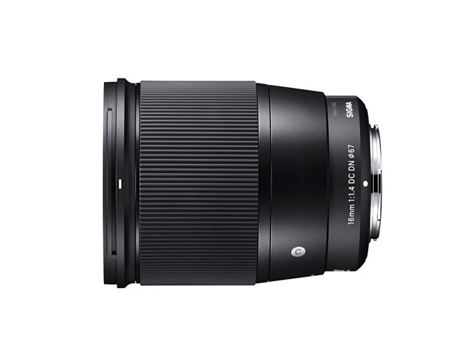 シグマ、ミラーレス用の大口径広角レンズ「SIGMA 16mm F1.4 DC DN