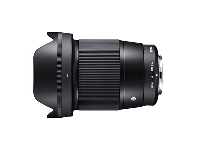 シグマ、ミラーレス用の大口径広角レンズ「SIGMA 16mm F1.4 DC DN