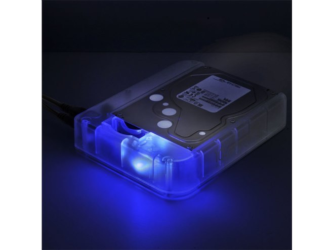 センチュリー、裸族坊やセンちゃん10周年を記念した限定HDDケース