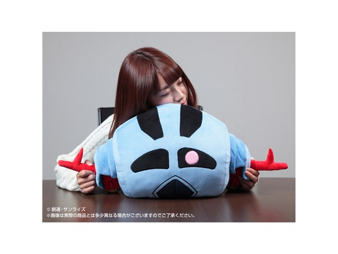 BANDAI - クッション ガンダム ジオング ガンダム／ジオングの頭部が「もふもふクッション」に！ ア