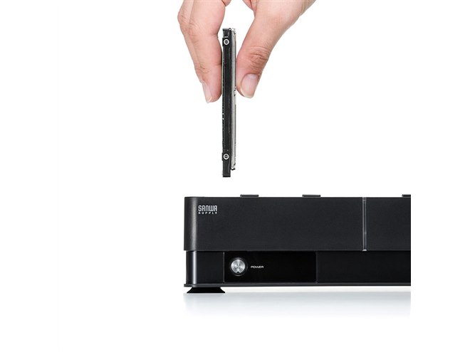 サンワ、4台のHDD・SSDを同時認識できるHDDスタンド「800-TK032