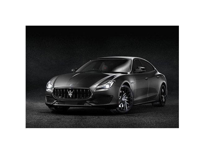 在庫限り！セリテラボディ黒黒お得な2枚セット定価33000円→24999円 黒が決め手の特別な「マセラティ・クアトロポルテ」が登場 - 価格.com