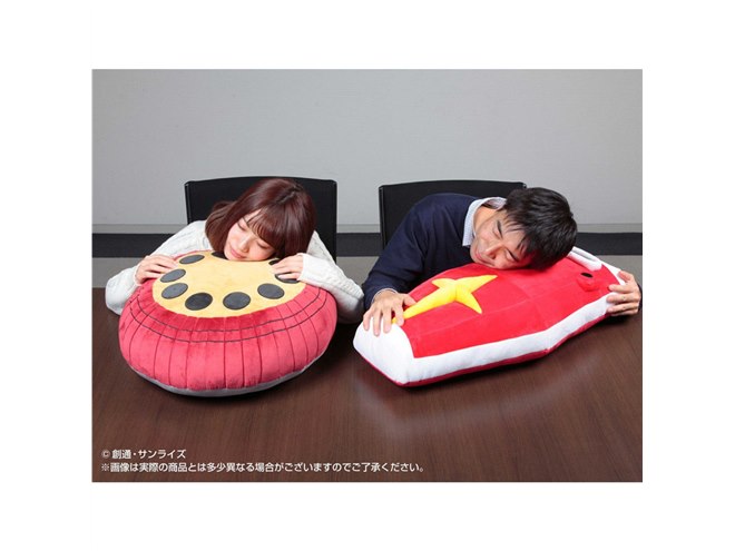 機動戦士ガンダム」ガンダム＆ギャンのひとやすみシールドクッション