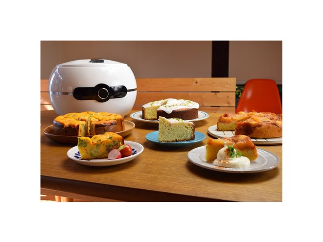 イーバランス、丸型のケーキやパンを焼けるホールケーキメーカー