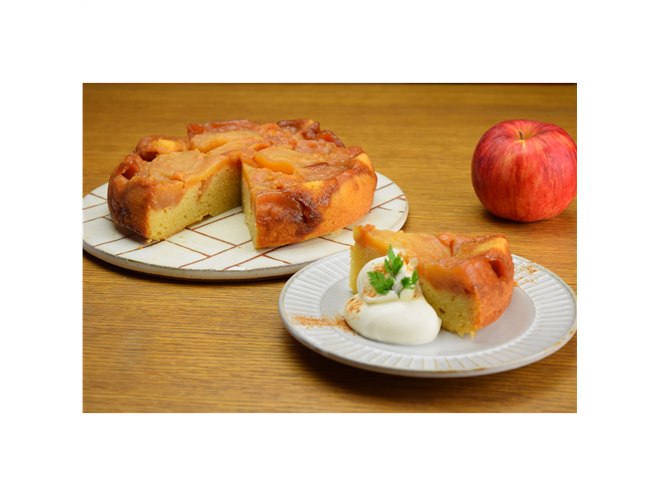 イーバランス、丸型のケーキやパンを焼けるホールケーキメーカー