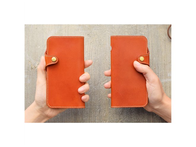 栃木レザーブランド「HUKURO」のiPhone X専用の手帳型レザー