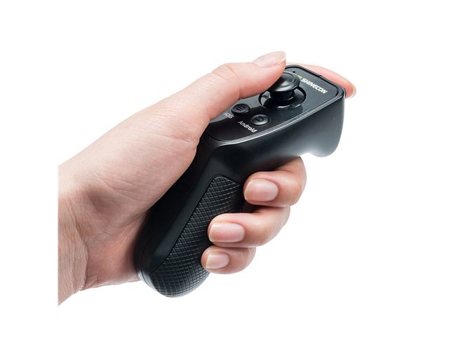 サンワ、3D VRゴーグルとBluetoothコントローラーのセット