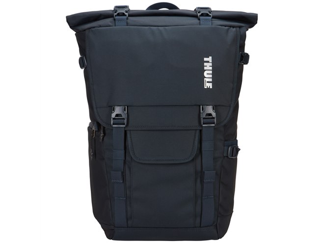 THULE ネイビー リュック THULE、摩擦に強い防水カメラバッグに数量限定のネイビーカラーモデル