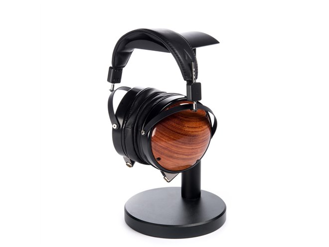 AUDEZE、平面駆動型ヘッドホン「LCD-XC」の簡易パッケージモデル