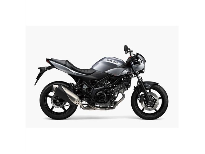 スズキ、“ネオレトロ”な新型「SV650X ABS」を発売 - 価格.com