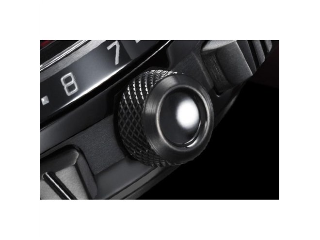 セイコーから「ホンダNSX」とのコラボウオッチが登場 - 価格.com