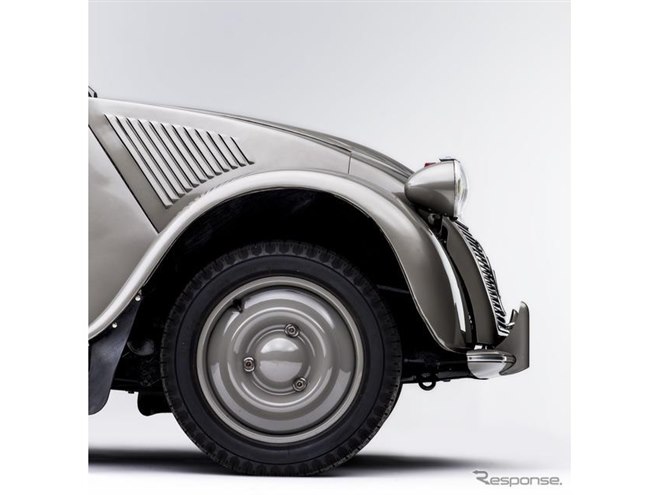 シトロエンの名車 2CV、誕生70周年を祝福へ…レトロモビル2018