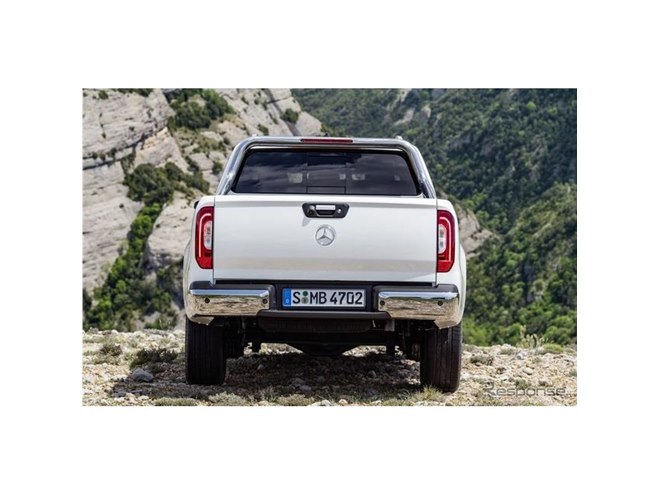 1/43 Spark メルセデスベンツ X-Class X220d 2018 SPARK-MODEL B66004252 Scale 1/43 | MERCEDES BENZ X-CLASS