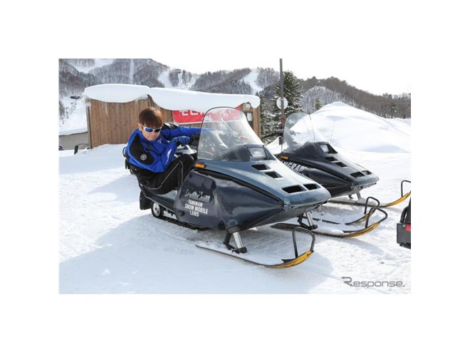 まだ間に合う「スノーモビル」…自転車よりも簡単？バイクともスキー