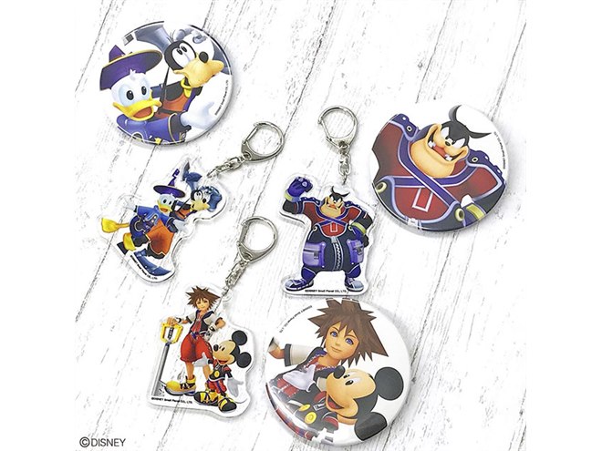 キングダム ハーツ」の缶バッジとアクリルキーホルダー - 価格.com