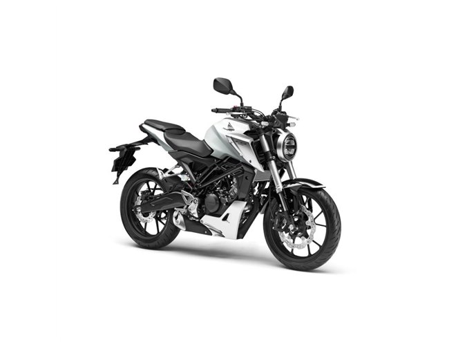 ホンダ、小型二輪免許で運転できる「CB125R」を発売 - 価格.com