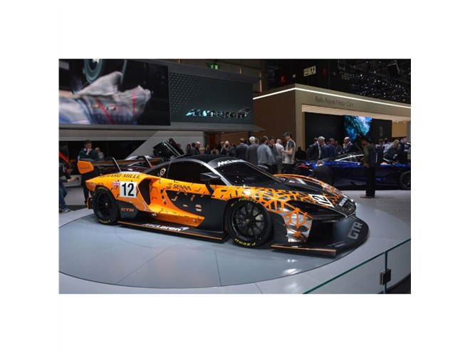 ジュネーブショー2018】アストンマーティンの高級車ラゴンダがEVとして