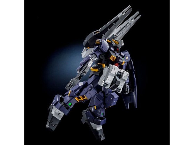 バンダイ、ガンダムTR-1［アドバンスド・ヘイズル］MG 1/100