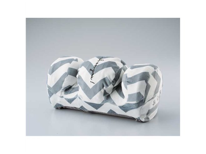 アテックス、モチモチのマシュマロ感で足を包み込む「ホットフット