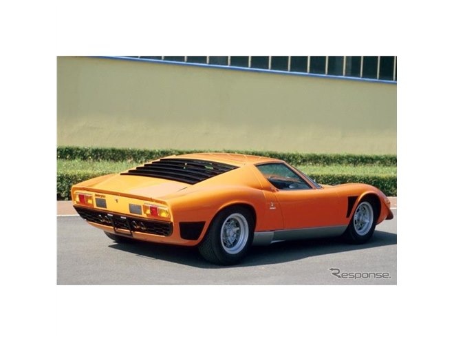 イオタ」復活へ…ランボルギーニ アヴェンタドールSV 後継モデル、今秋