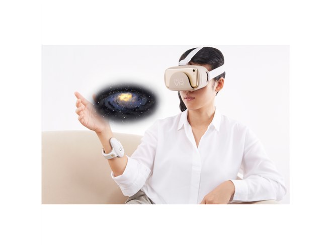 H2L、腕に巻いてVR/ARゲームをプレイできるスマホ連携デバイス
