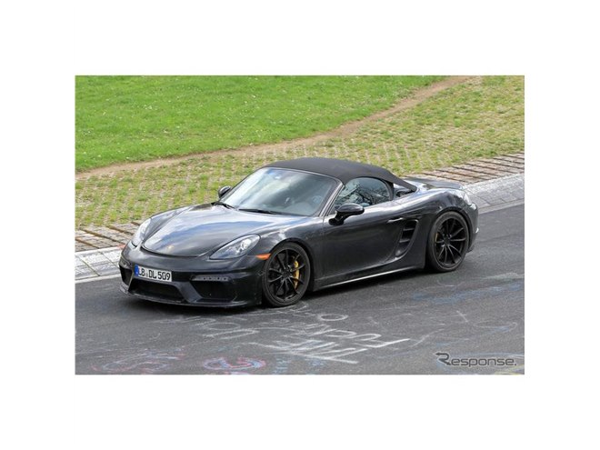 911GT3 のエンジンを搭載…ポルシェ最強の718「スパイダー」が高速