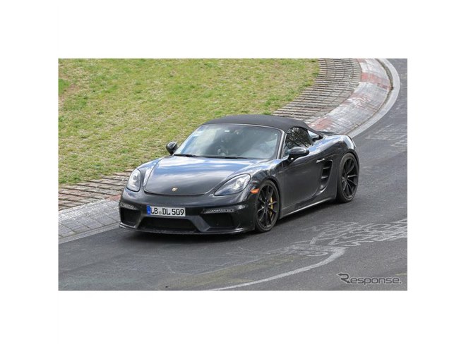 911GT3 のエンジンを搭載…ポルシェ最強の718「スパイダー」が高速