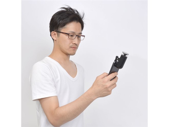 360度パノラマビュー撮影用のスマホ向けクリップ式レンズ、3,980円
