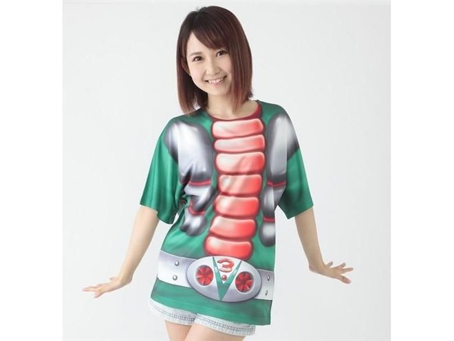 バンダイ、仮面ライダーV3の「変身ベルト型腕時計」「なりきりTシャツ
