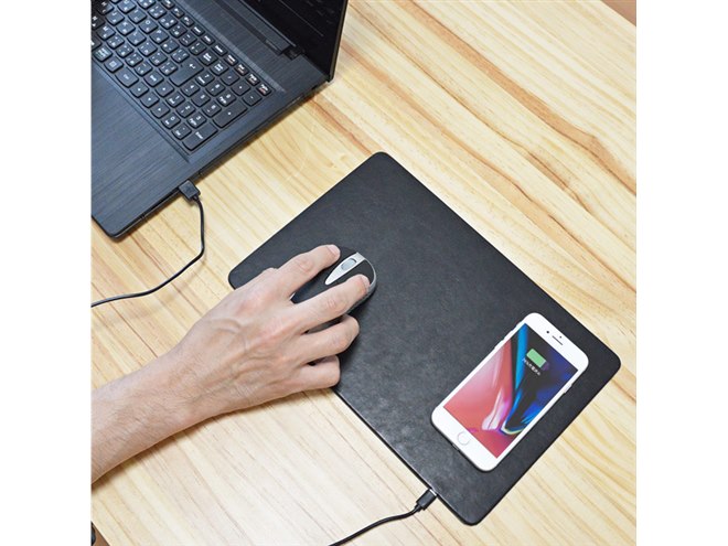 サンコー、スマホをワイヤレス充電できる「スマート充電マウス