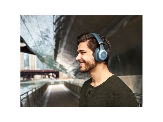JBL、ノイズキャンセリング対応のBluetoothヘッドホン「E65BTNC