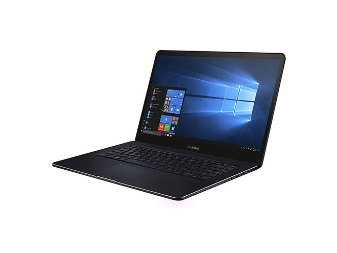 ASUS、パッドにサブ液晶「ScreenPad」を搭載した「ZenBook Pro15