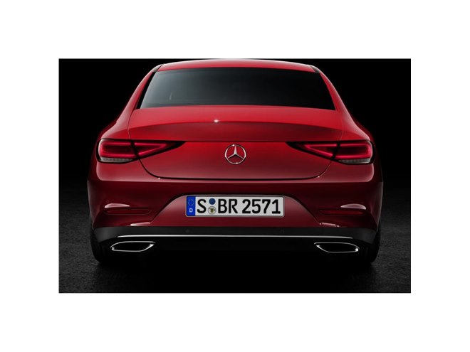 メルセデス、4ドアクーペ「CLS」の新型を発売 - 価格.com