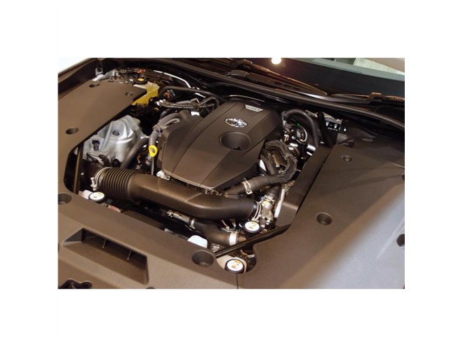 15代目となる新型「トヨタ・クラウン」がデビュー - 価格.com