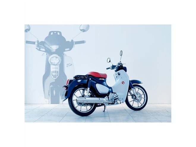 ホンダ、原付二種の新型車「スーパーカブC125」を発表 - 価格.com