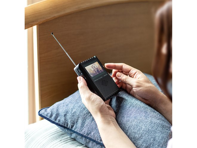 AM/FMラジオ/ワンセグTV

XDV-D500 BRAVIA どこでもスポーツ観戦できる、FM/AMラジオ搭載のワンセグテレビ