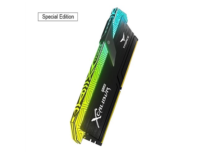 Team、RGB機能対応のゲーミング向けDDR4メモリー「T-FORCE XCALIBUR