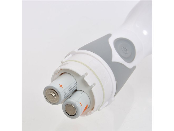 お風呂で背中をゴシゴシ洗える、電動回転背中洗いブラシ「孫の手