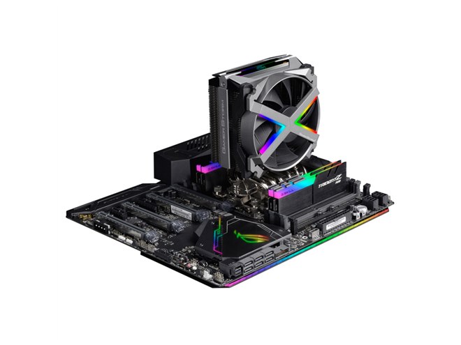 DEEPCOOL、Ryzen ThreadRipper対応&アドレサブルRGB LED搭載の「FRYZEN