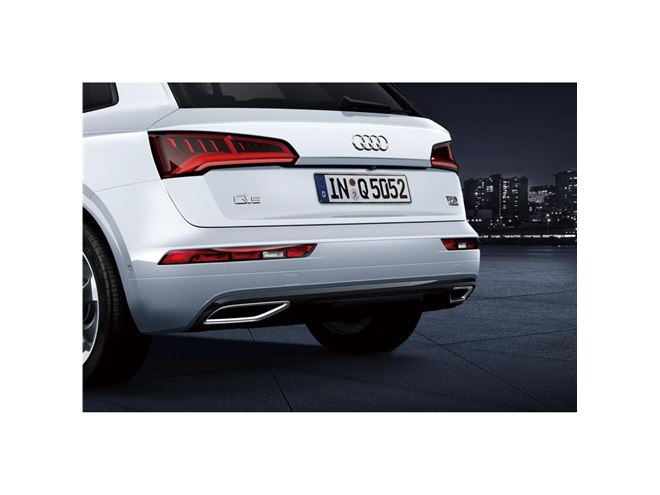 アウディ純正　カスタムブラックエディション A1 A4 A5 A6 Q5 ブラックパーツをまとう 「アウディQ5」の限定車発売 - 価格.com