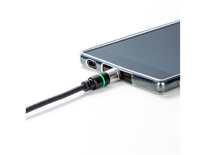 サンワ、コネクター側とケーブル側にマグネットを内蔵した充電ケーブル