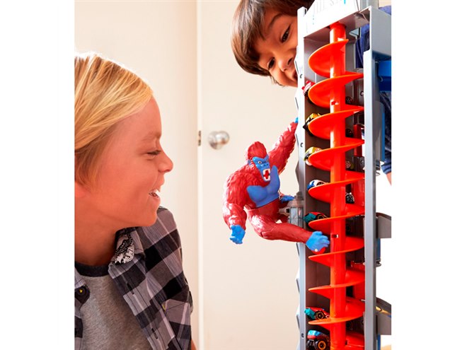 ホットウィール、史上最大サイズの「HW スーパーアルティメット