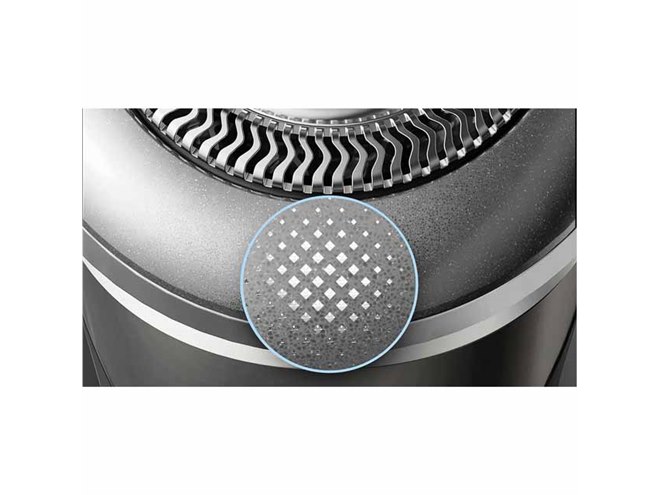 フィリップス、ワイヤレス充電に対応した電気シェーバー「S9000 フィリップス、ワイヤレス充電に対応した電気シェーバー「S9000