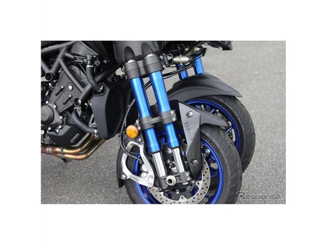 ヤマハ ナイケン 試乗】雨でも「ヒザ擦りOK」！この別次元、ベテランに