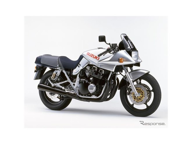 あのスズキ カタナがついに復活!! カワサキ Z900RS とガチンコ勝負だ