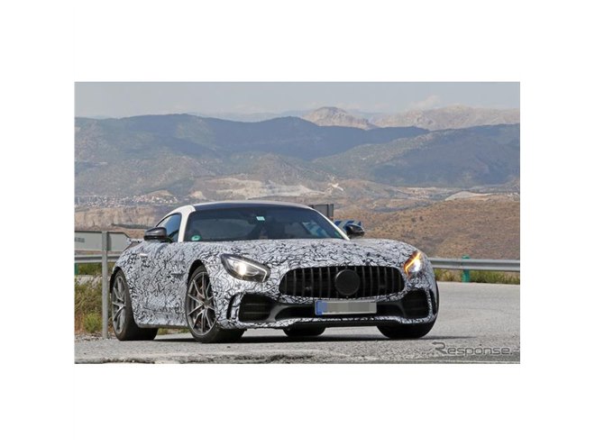 レクサス風エギゾースト!?メルセデスAMG GT Rに最強の「ブラック
