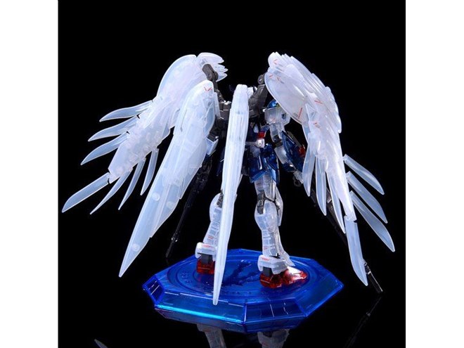 限定ガンプラ「ウイングガンダムゼロ EW（クリアカラー）」がプレバン