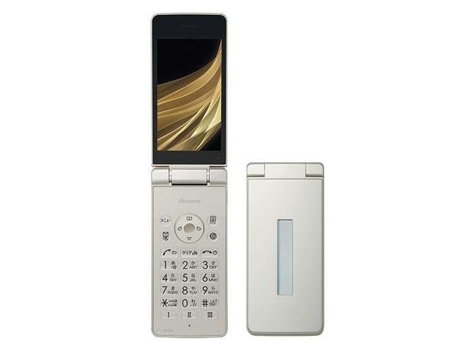 ドコモ、面積が拡大した「でかレシーバー」搭載の「AQUOS