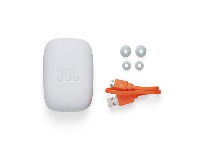 JBL、スポーツ向けの防水Bluetoothイヤホン「ENDURANCE JUMP
